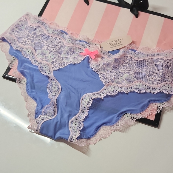 Victoria's Secret Dream Angels Lined Demi Bra 34B & Matching Hipkini Panties - Picture 2 of 6